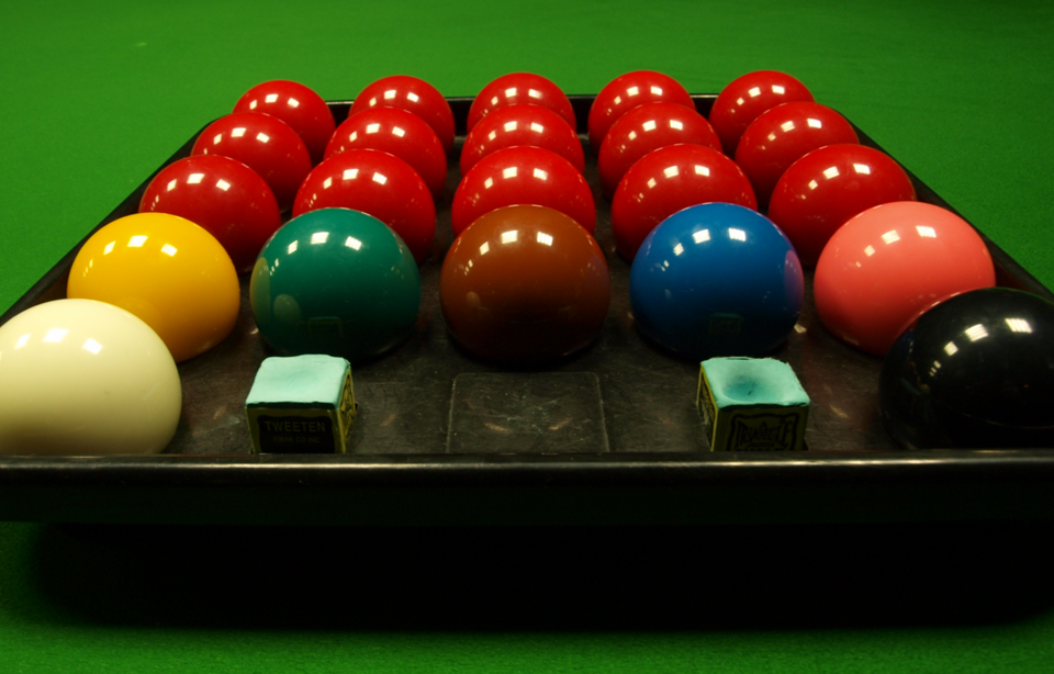 File:Set of Snookerballs.png